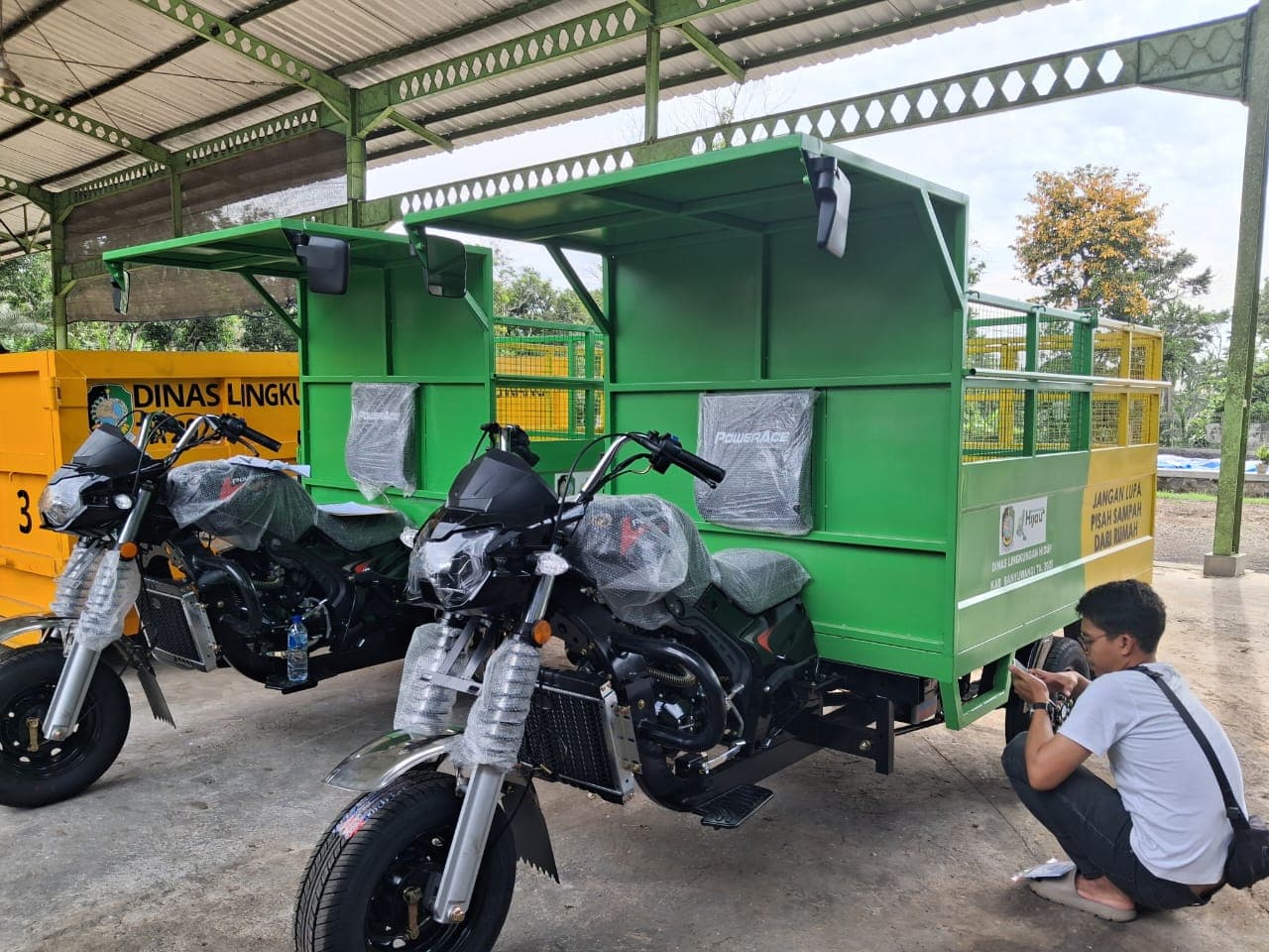 Motor Roda Tiga sebagai Alat Angkut Andalan untuk Usaha Kebersihan dan Daur Ulang